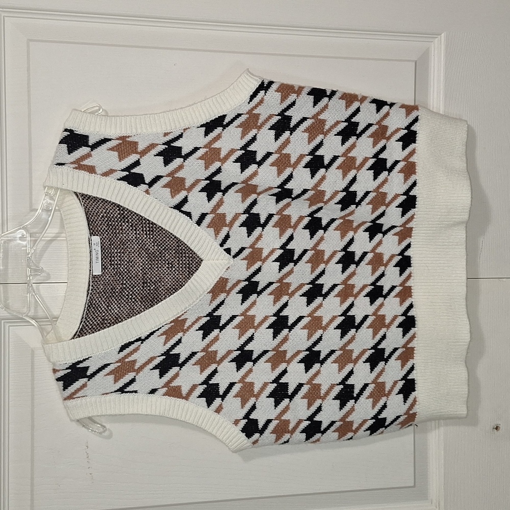 Vintage Timing v-neck crop sweater vest - M - off-white/brown/black houndstooth